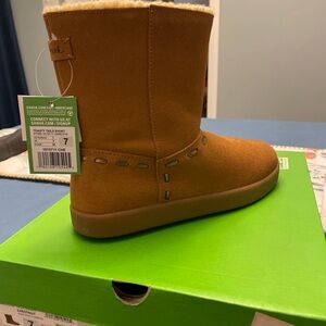 Sanuk Tan Boots with Cream Lining
